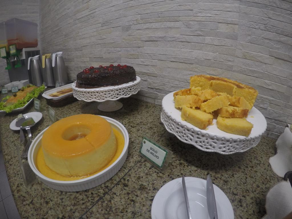 Abrolhos Praia Hotel Fortaleza  Exteriör bild